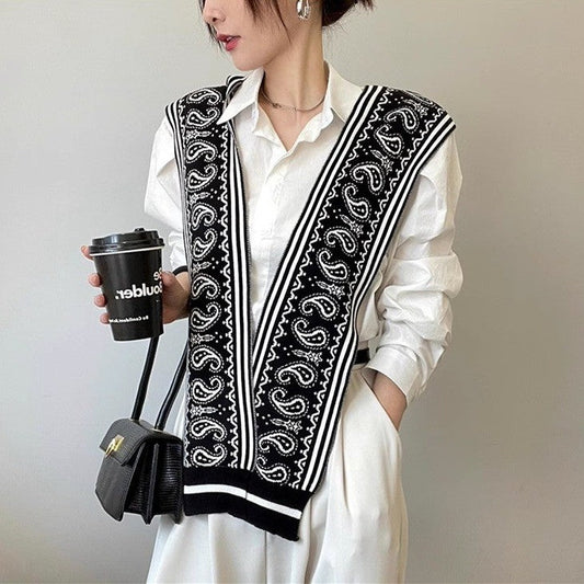 Noelle Knit Paisley Shoulder Scarf
