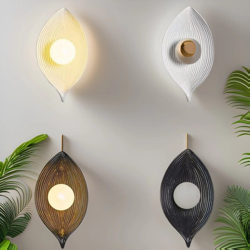 Nordic Leaf Wall Lamp