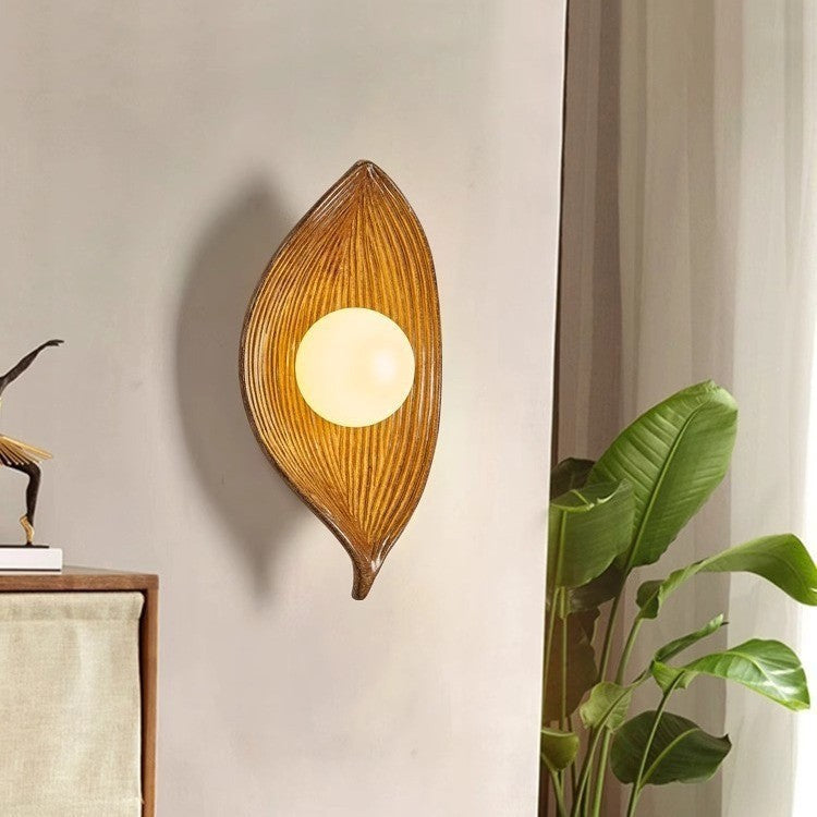 Nordic Leaf Wall Lamp